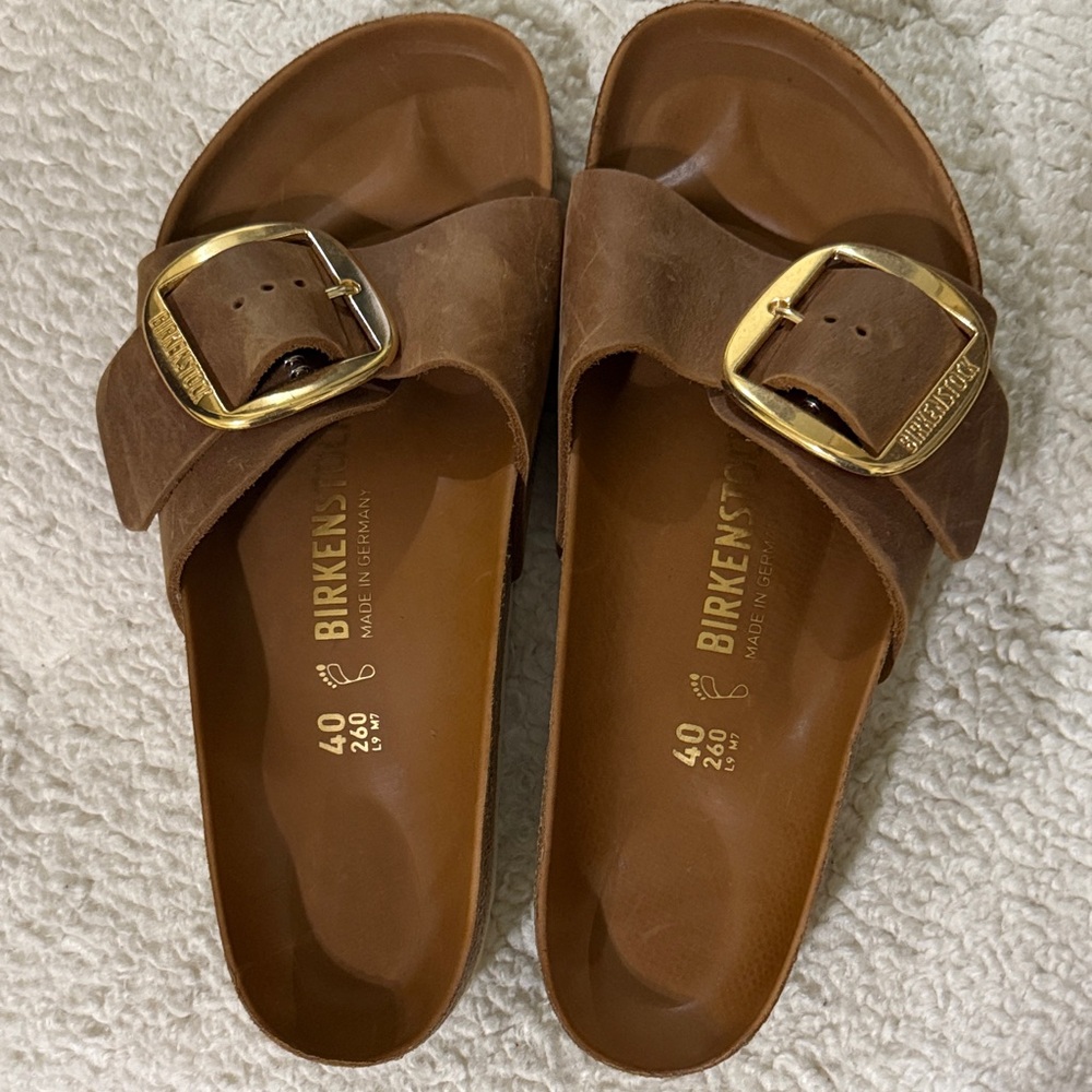 Birkenstock Women's Tan Sandals with Gold Buckle
